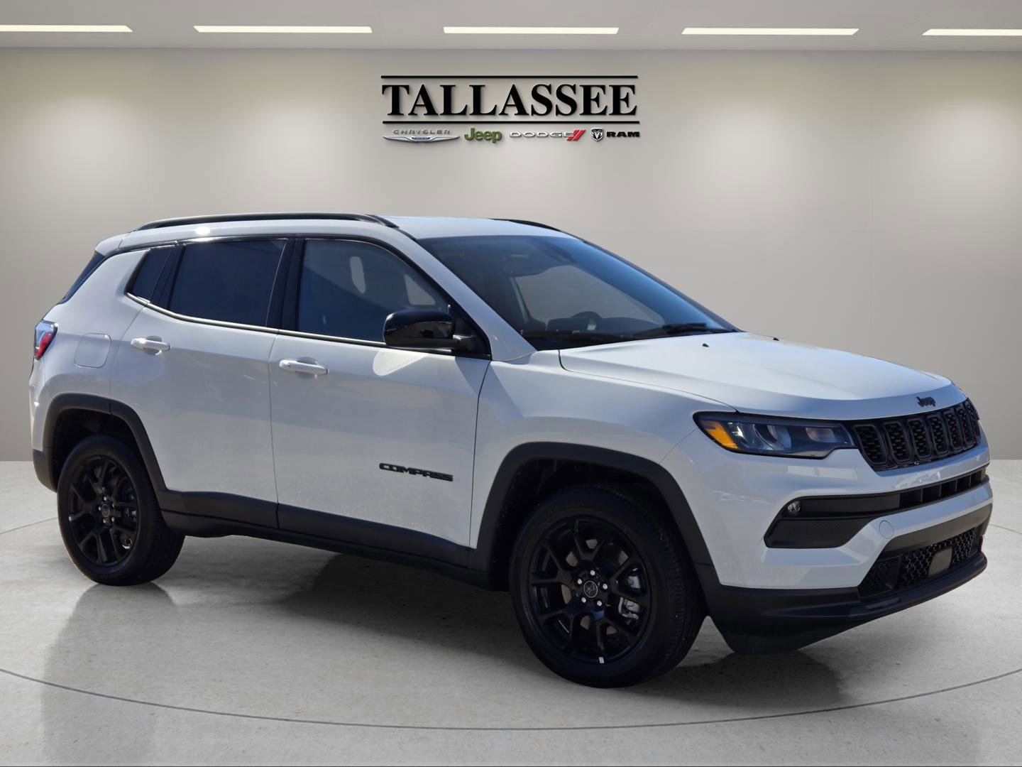 2026 Jeep Compass Latitude photo 4