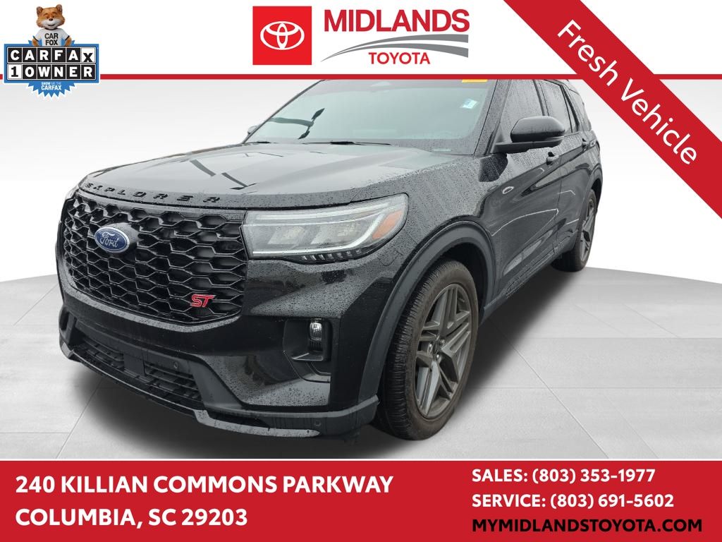 2025 Ford Explorer ST's photo