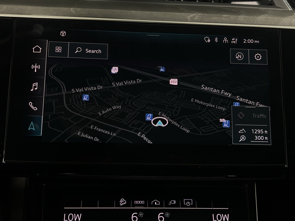 2023 Audi e-tron Premium photo 8