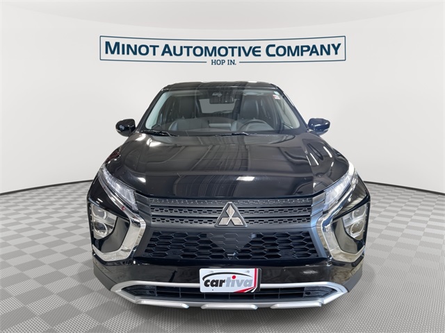 2025 Mitsubishi Eclipse Cross SE photo 3