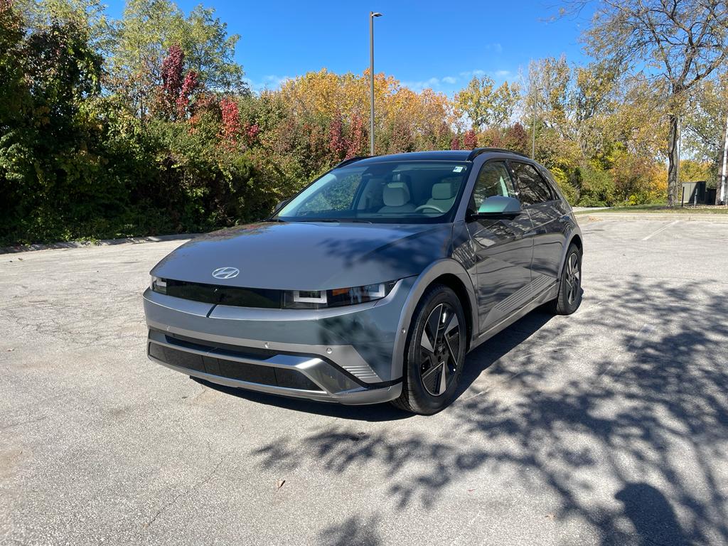 2026 Hyundai IONIQ 5 Limited's photo