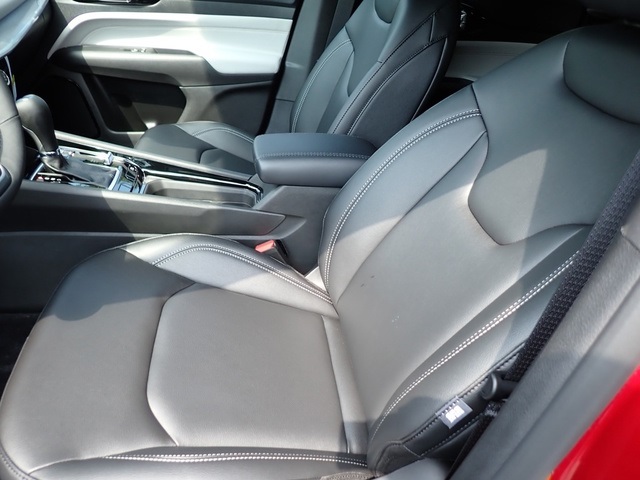 2025 Jeep Compass Limited photo 12