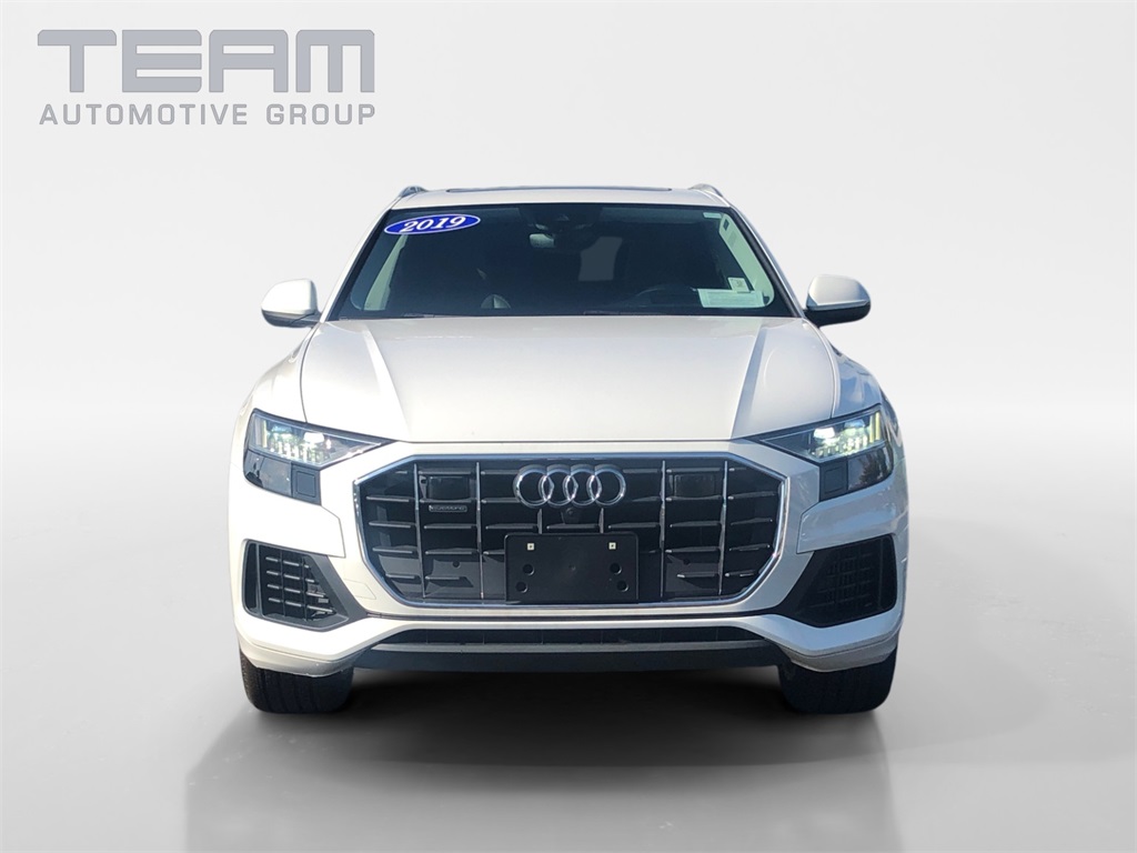 2019 Audi Q8 Prestige photo 2