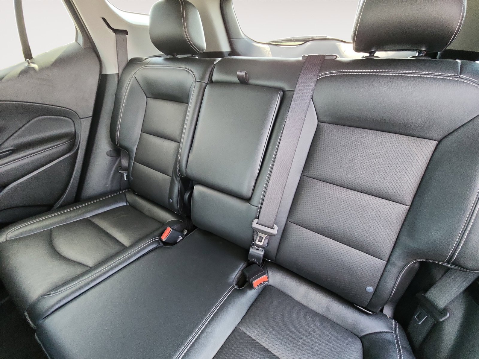 2023 Gmc Terrain SLT photo 16