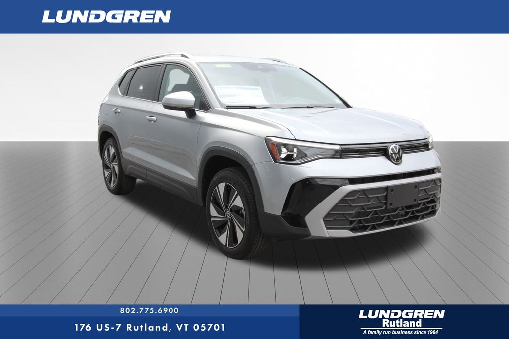 2025 Volkswagen Taos SE's photo