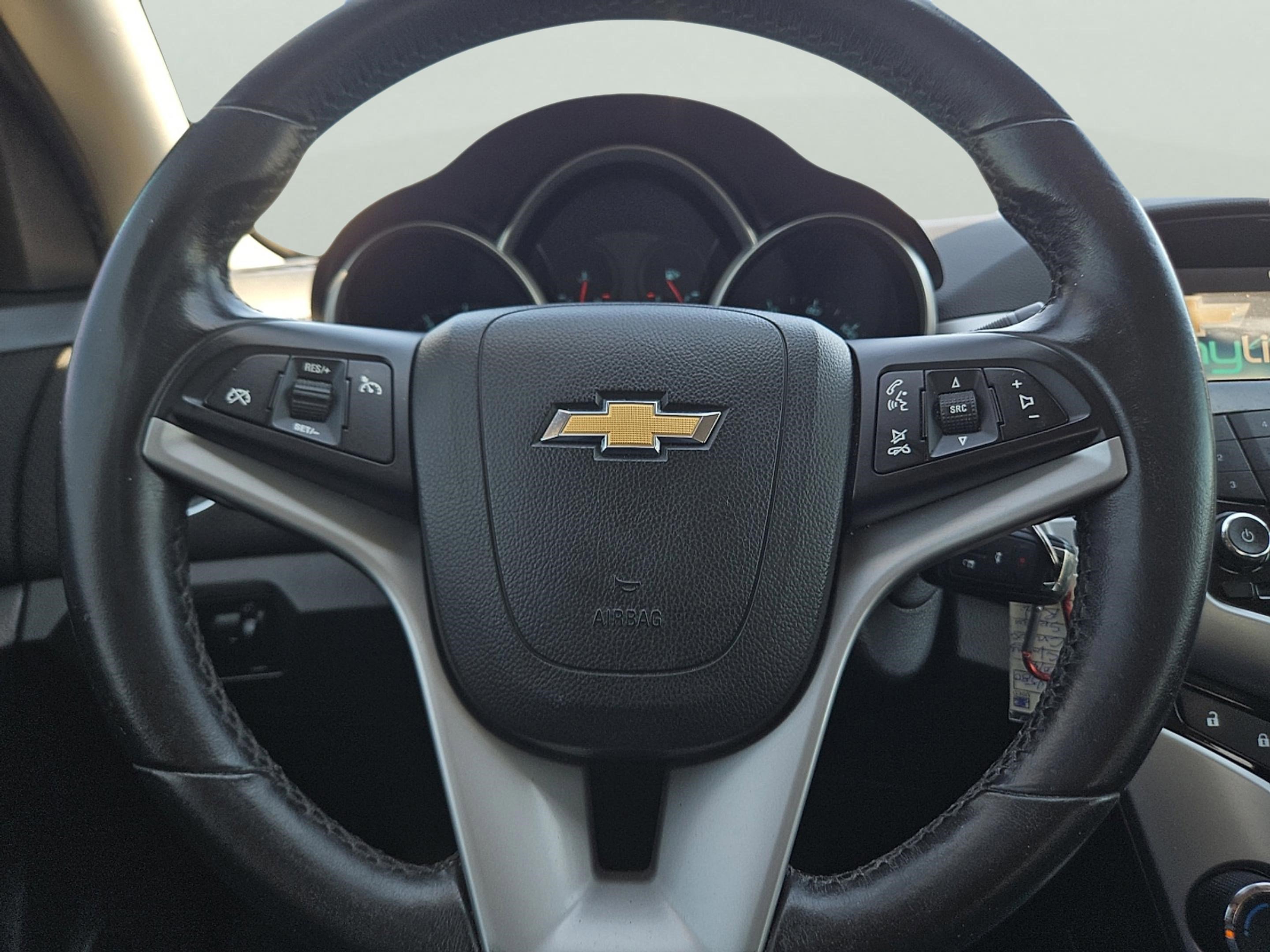 2014 Chevrolet Cruze photo 25