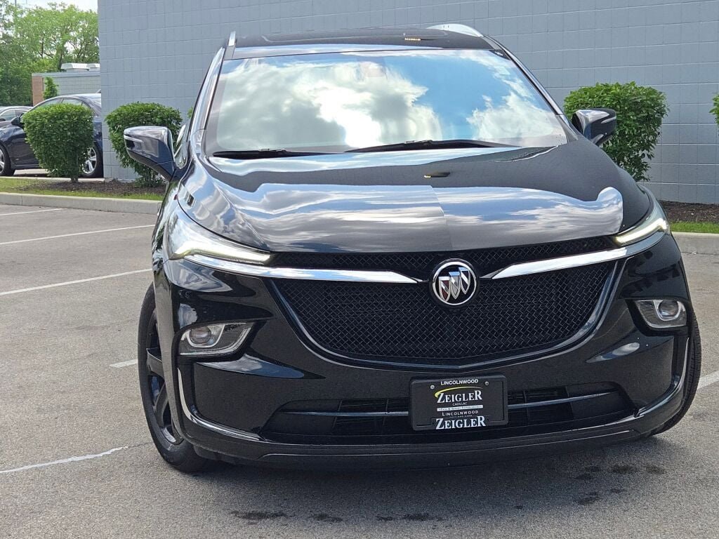 2024 Buick Enclave Essence photo 5