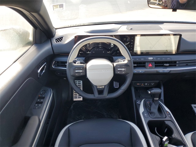 2025 Kia K4 GT-Line Turbo photo 22