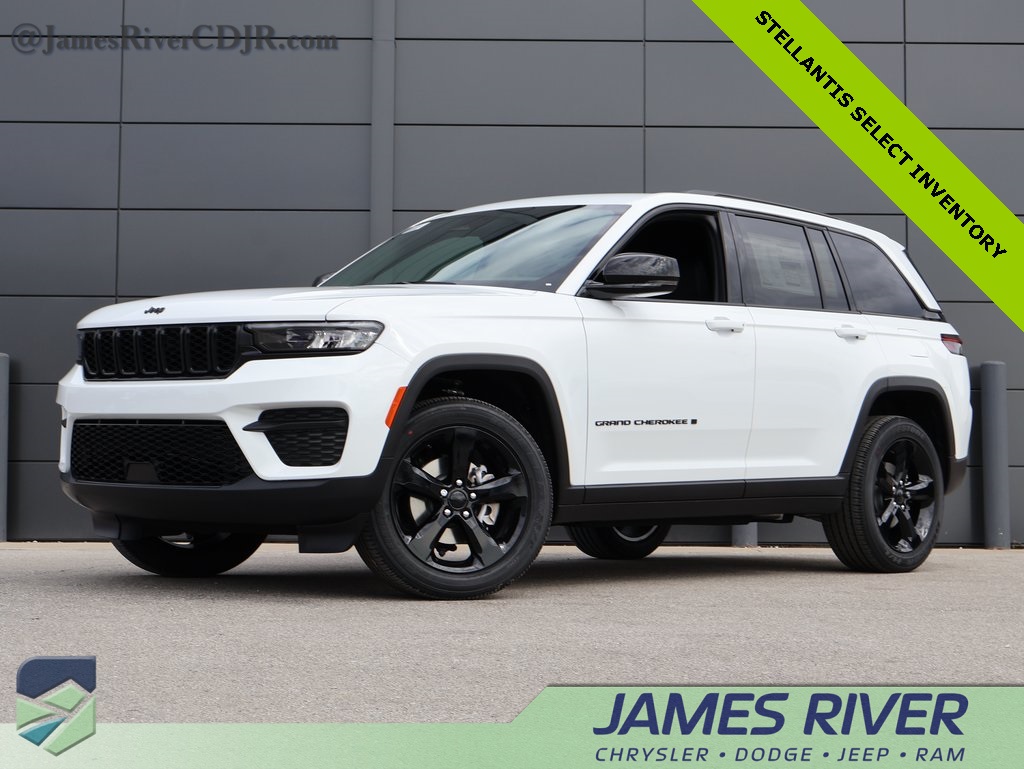 2025 Jeep Grand Cherokee Altitude's photo