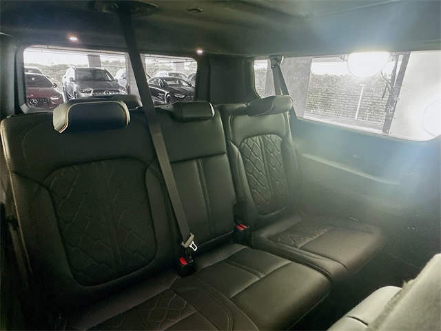 2024 Jeep Wagoneer L Series III photo 27