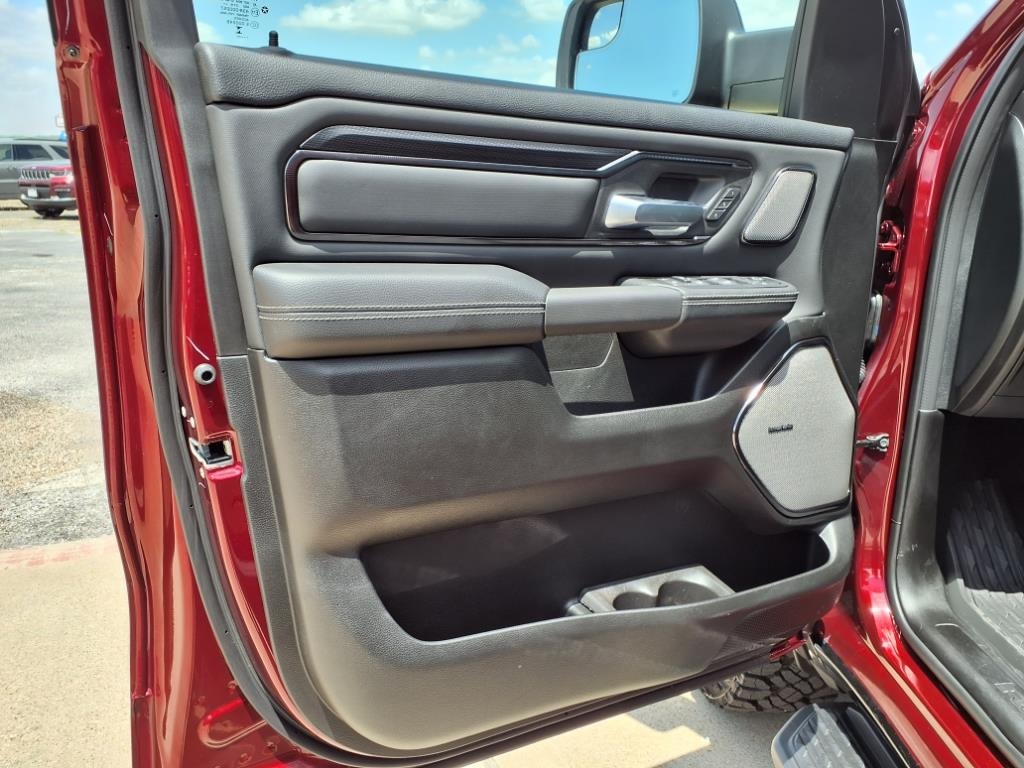 2025 Ram 1500 Rebel photo 8