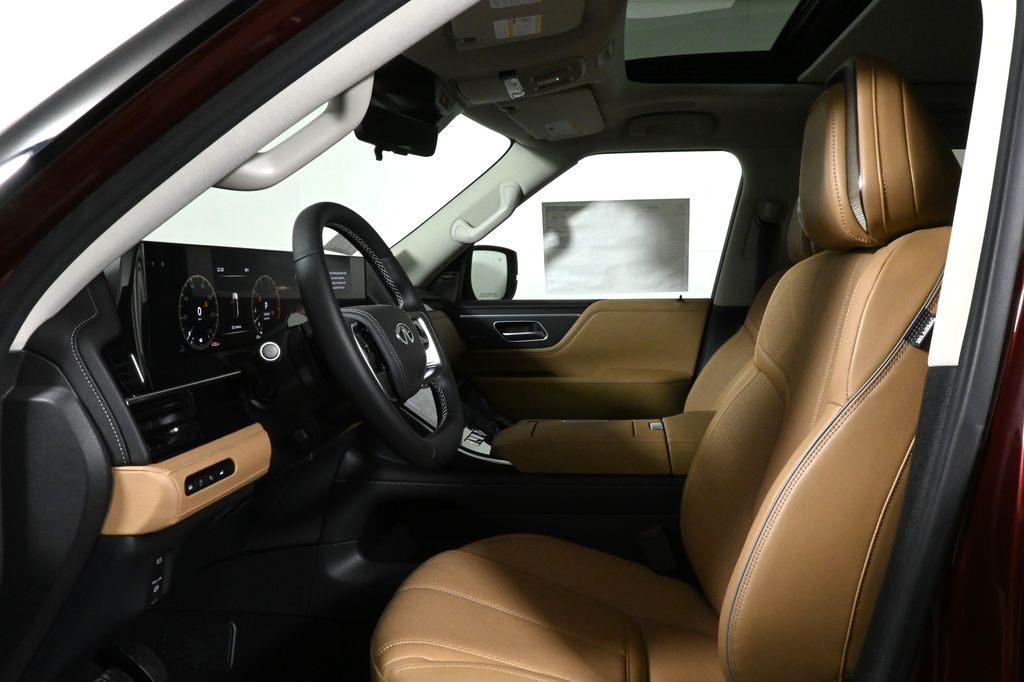 2025 Infiniti QX80 Sensory photo 3