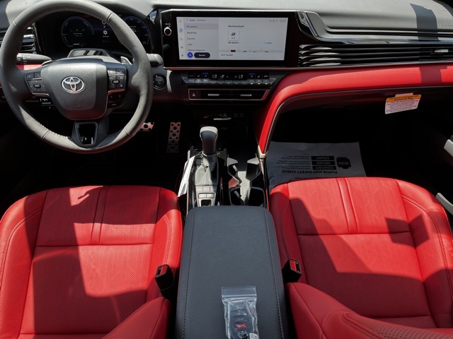 2025 Toyota Camry XSE photo 9