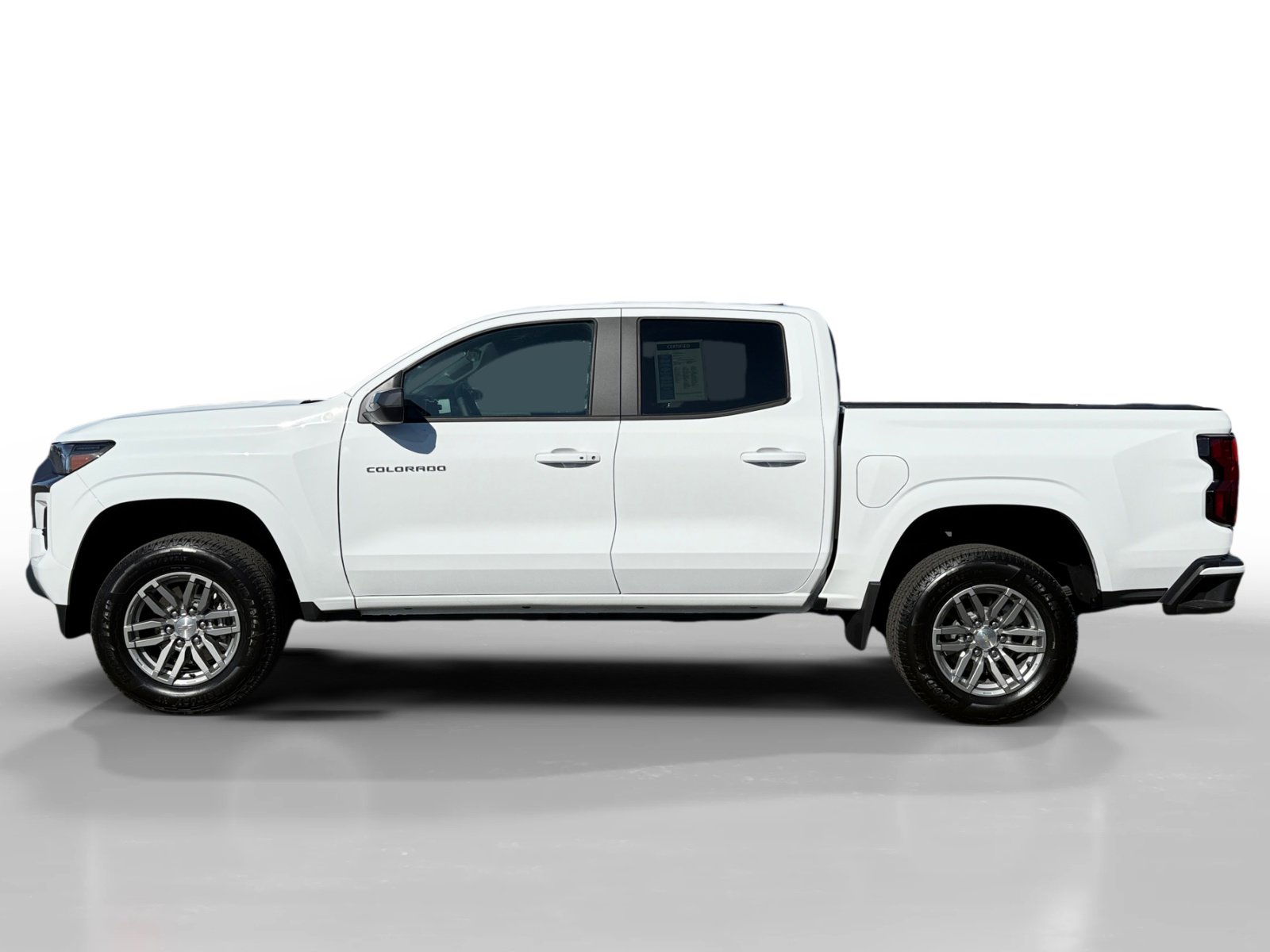 2024 Chevrolet Colorado LT photo 2