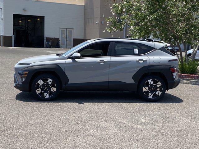 2025 Hyundai Kona SEL photo 6