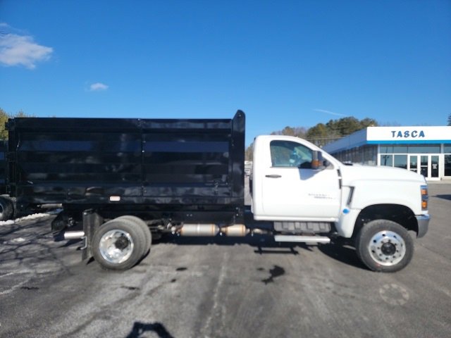 2024 Chevrolet Silverado 4500HD Work Truck photo 3