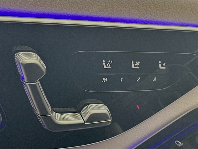 2026 Mercedes Benz S 500 4MATIC photo 18