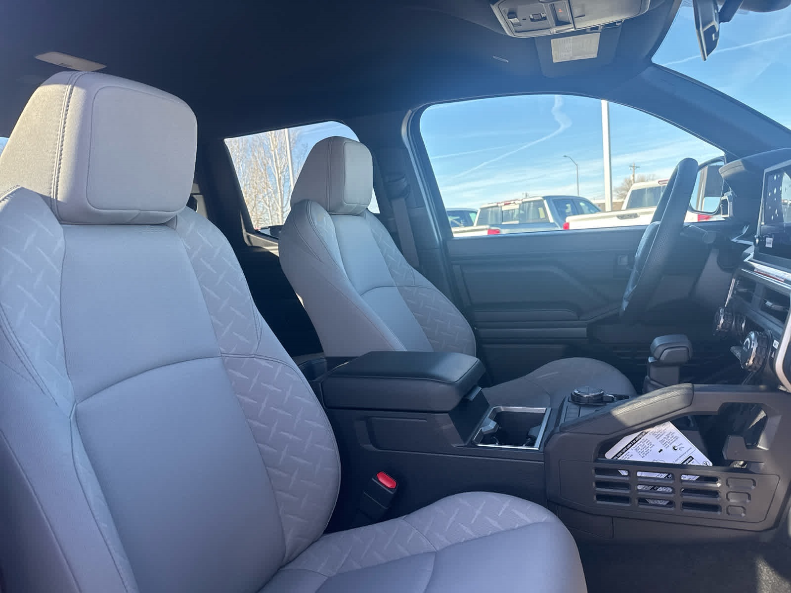 2025 Toyota Tacoma SR5 photo 24