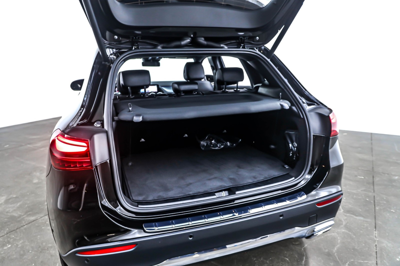 2025 Mercedes Benz GLA 250 photo 21