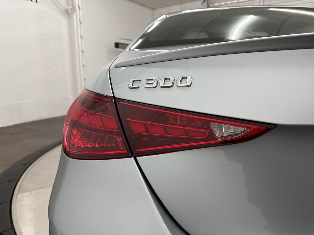 2025 Mercedes Benz C 300 photo 11
