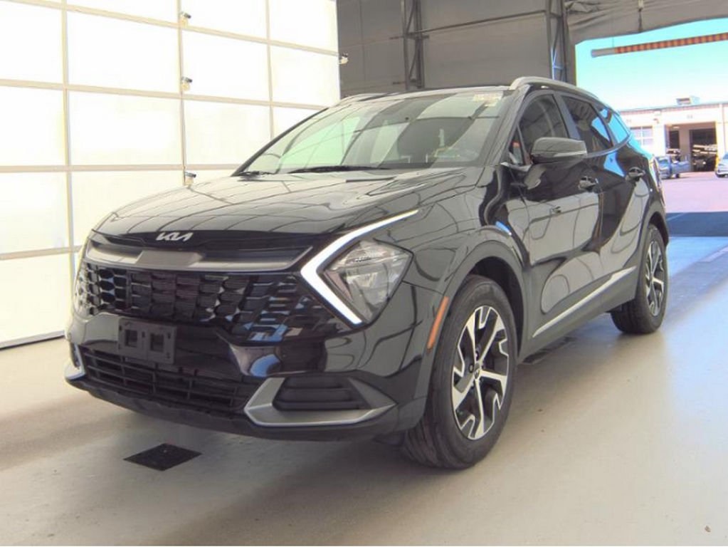 2023 Kia Sportage EX photo 2