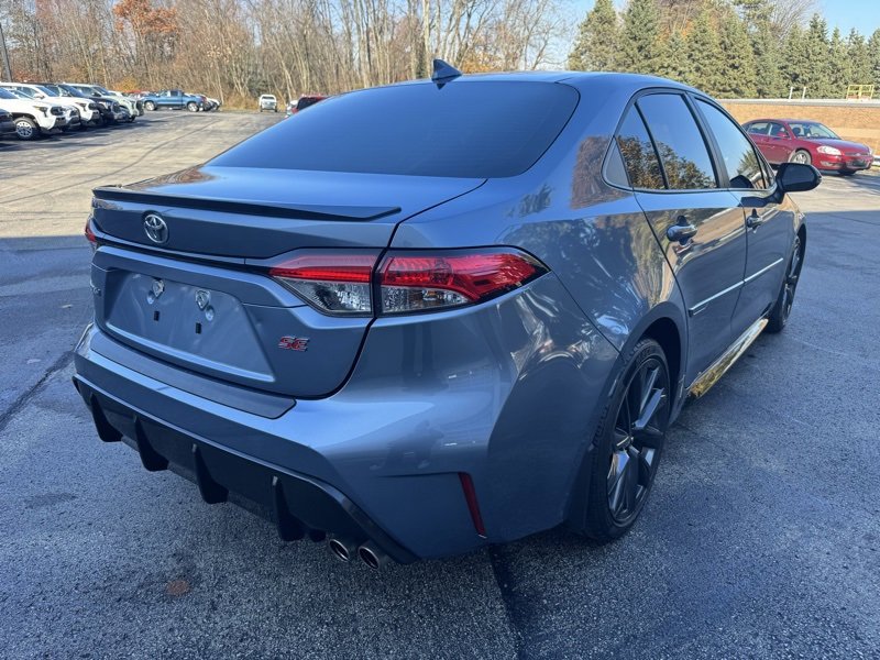 2023 Toyota Corolla SE photo 3