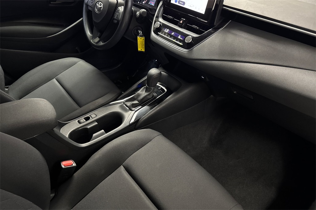 2024 Toyota Corolla LE photo 15