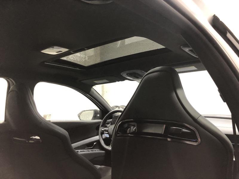 2025 Hyundai Elantra N photo 10