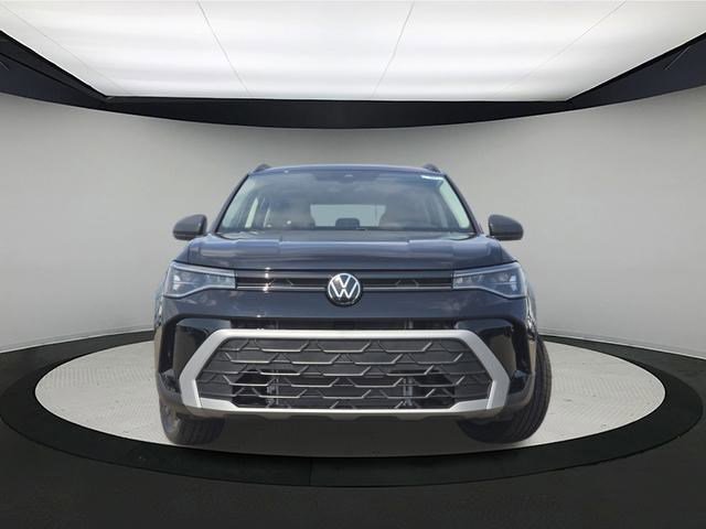 2025 Volkswagen Taos S photo 3