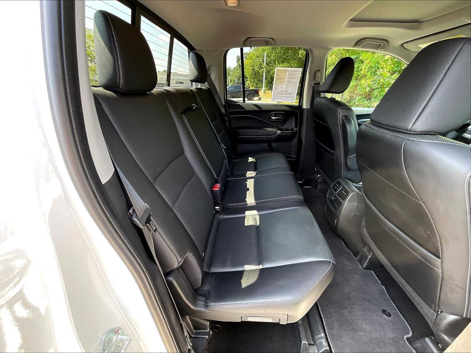 2022 Honda Ridgeline RTL-E photo 16