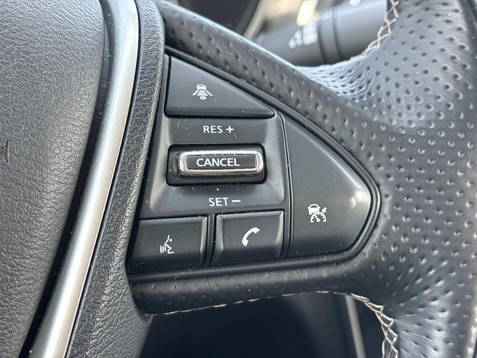 2023 Nissan Maxima SV photo 9