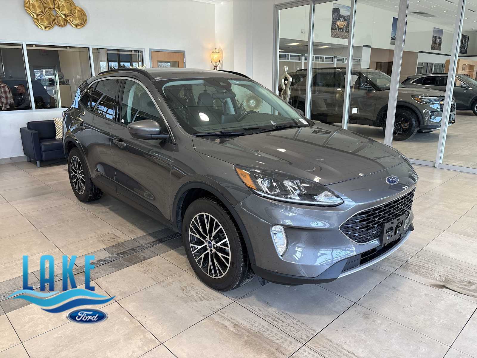 2021 Ford Escape SEL's photo