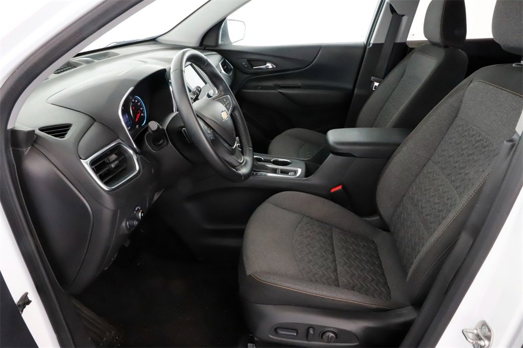 2024 Chevrolet Equinox LT photo 16