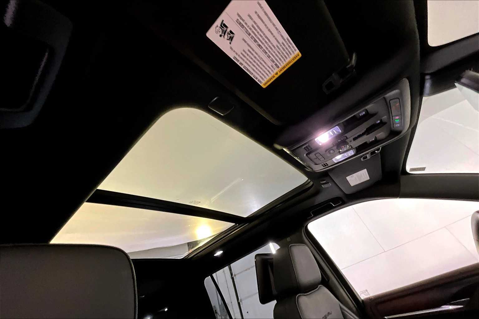 2022 Gmc Yukon XL Denali photo 12