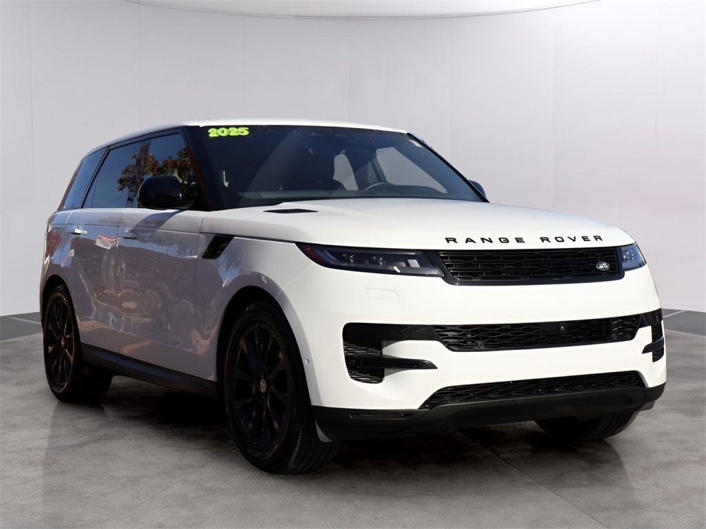 2025 Land Rover Range Rover Sport SE photo 3