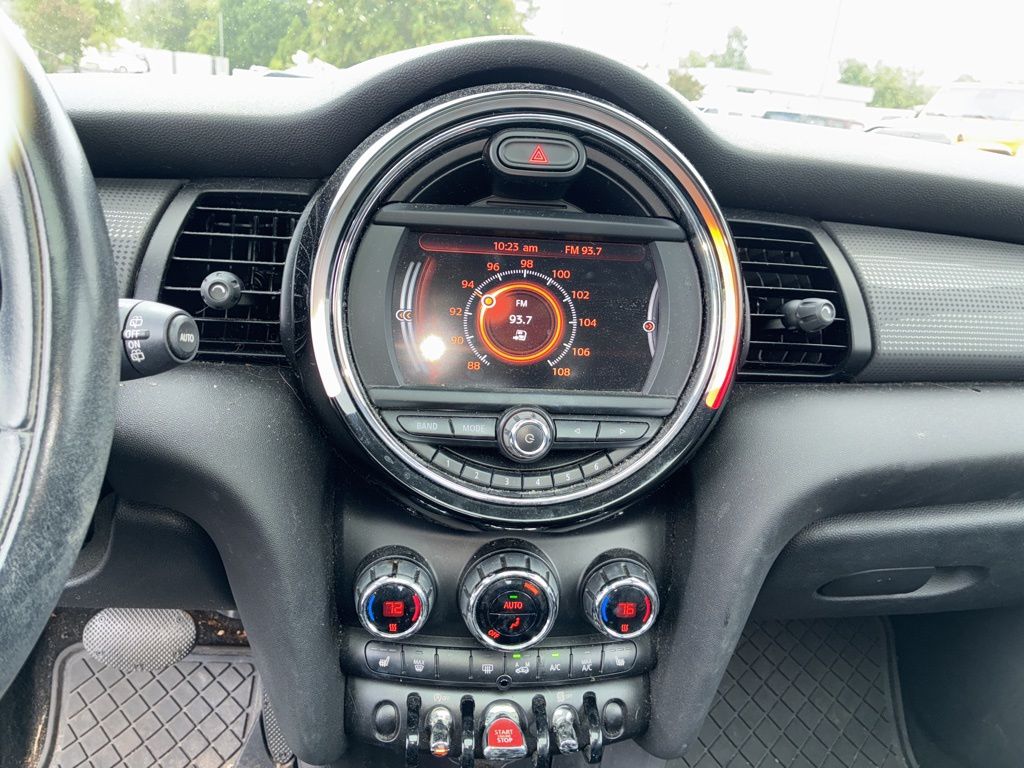 2017 Mini Cooper Base photo 12