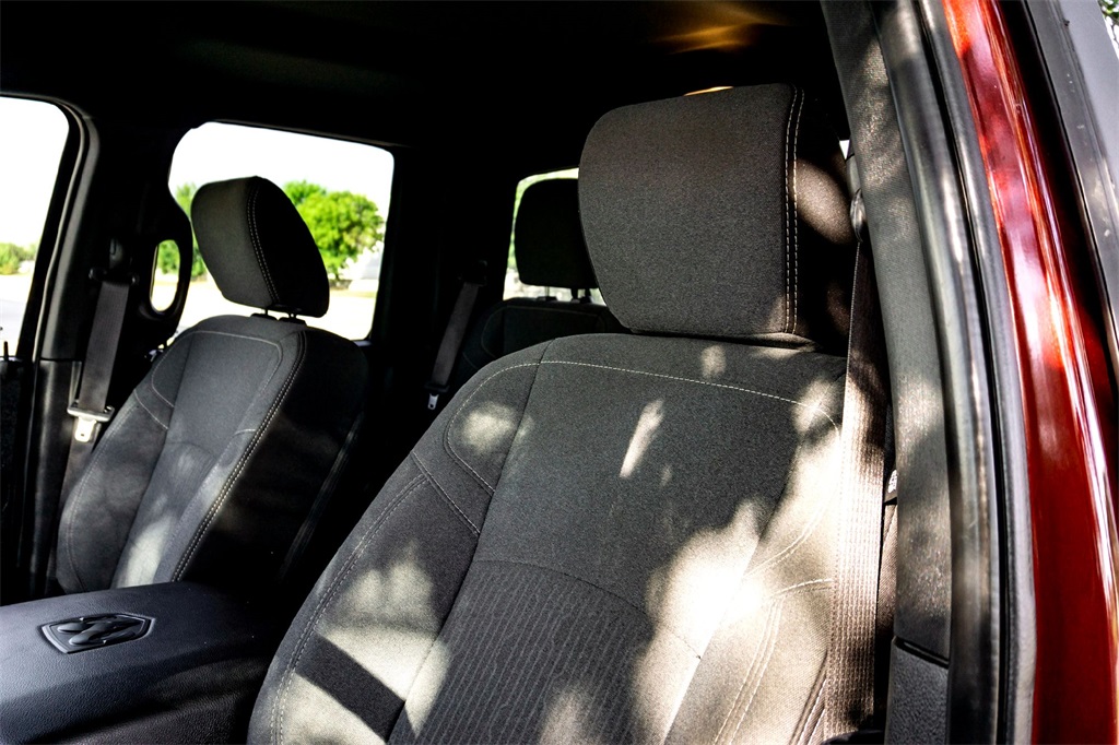 2022 Ram 1500 Classic Warlock photo 12