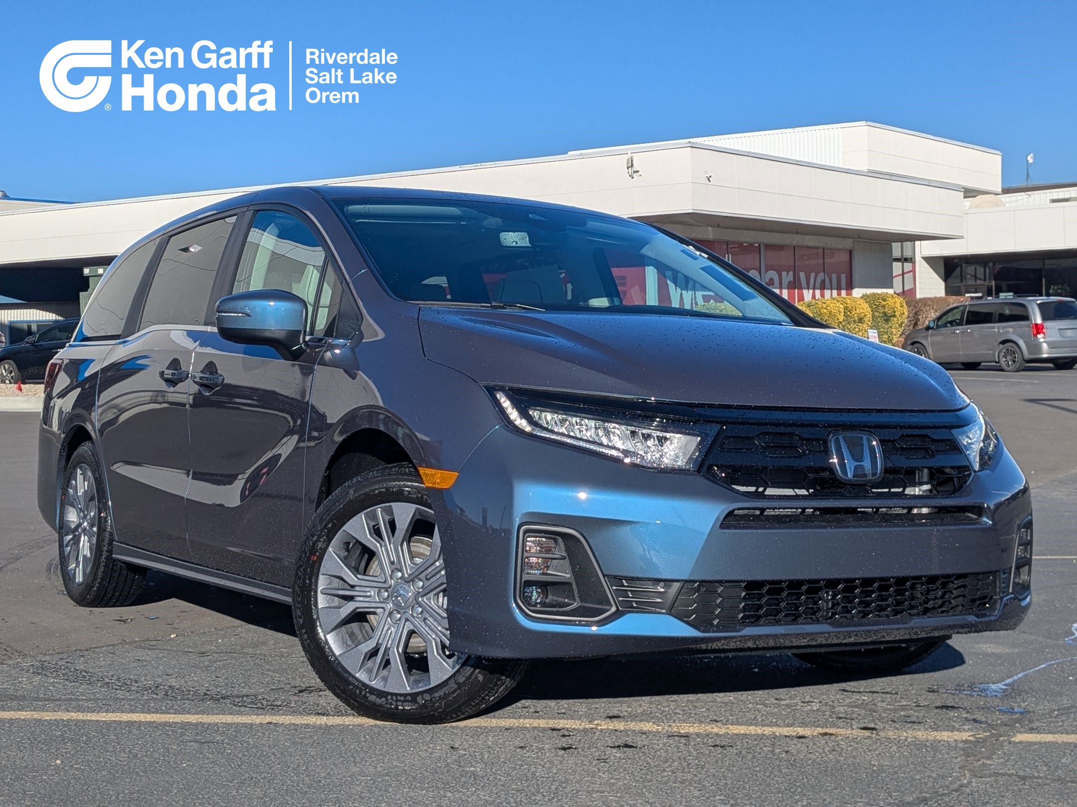 2026 Honda Odyssey Touring's photo