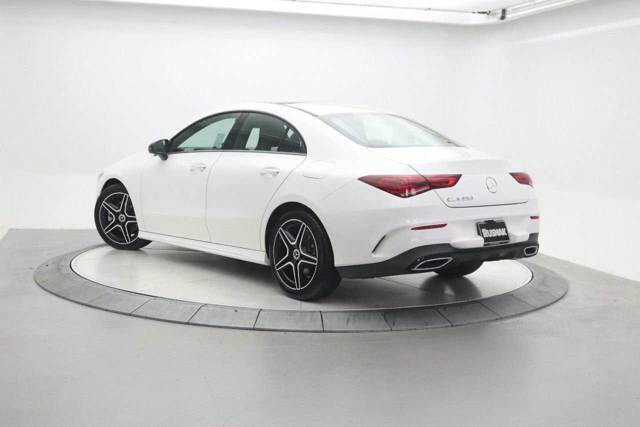 2023 Mercedes Benz CLA 250 photo 2