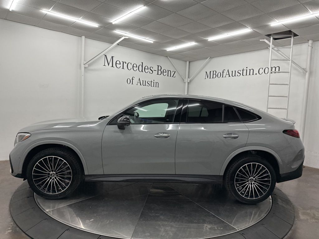 2026 Mercedes Benz GLC 300 4MATIC photo 3