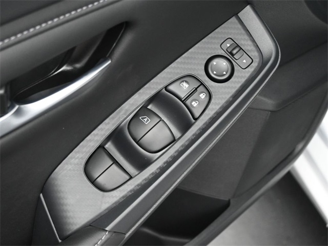 2025 Nissan Sentra SV photo 12