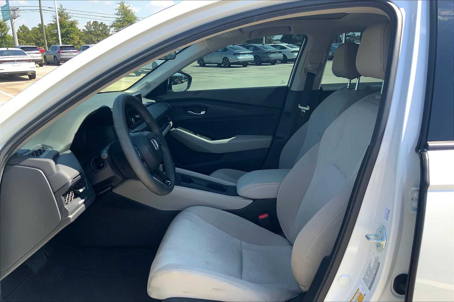 2024 Honda Accord EX photo 5