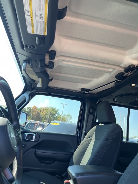 2022 Jeep Gladiator Altitude photo 10
