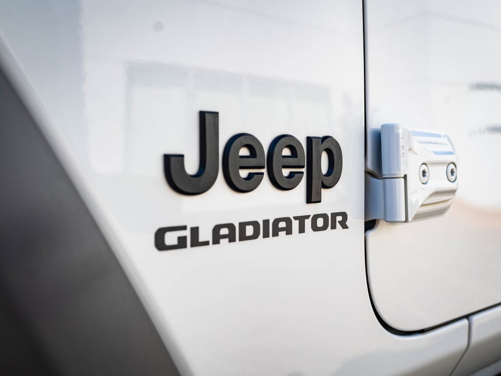 2020 Jeep Gladiator Sport S photo 9