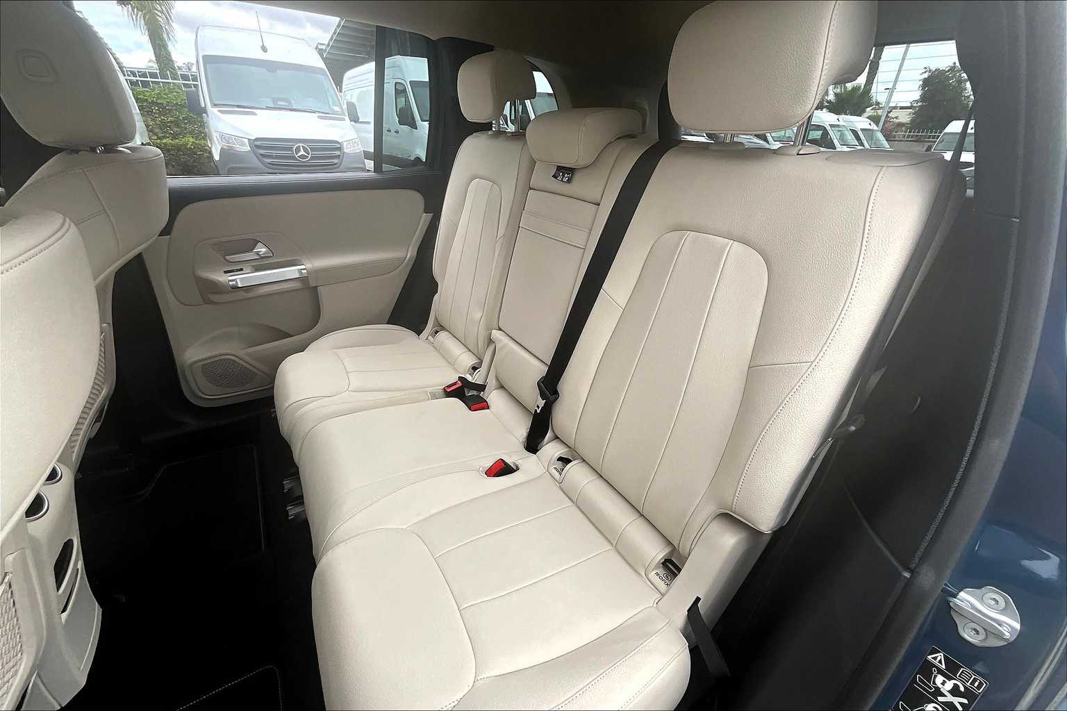 2023 Mercedes Benz GLB 250 photo 19