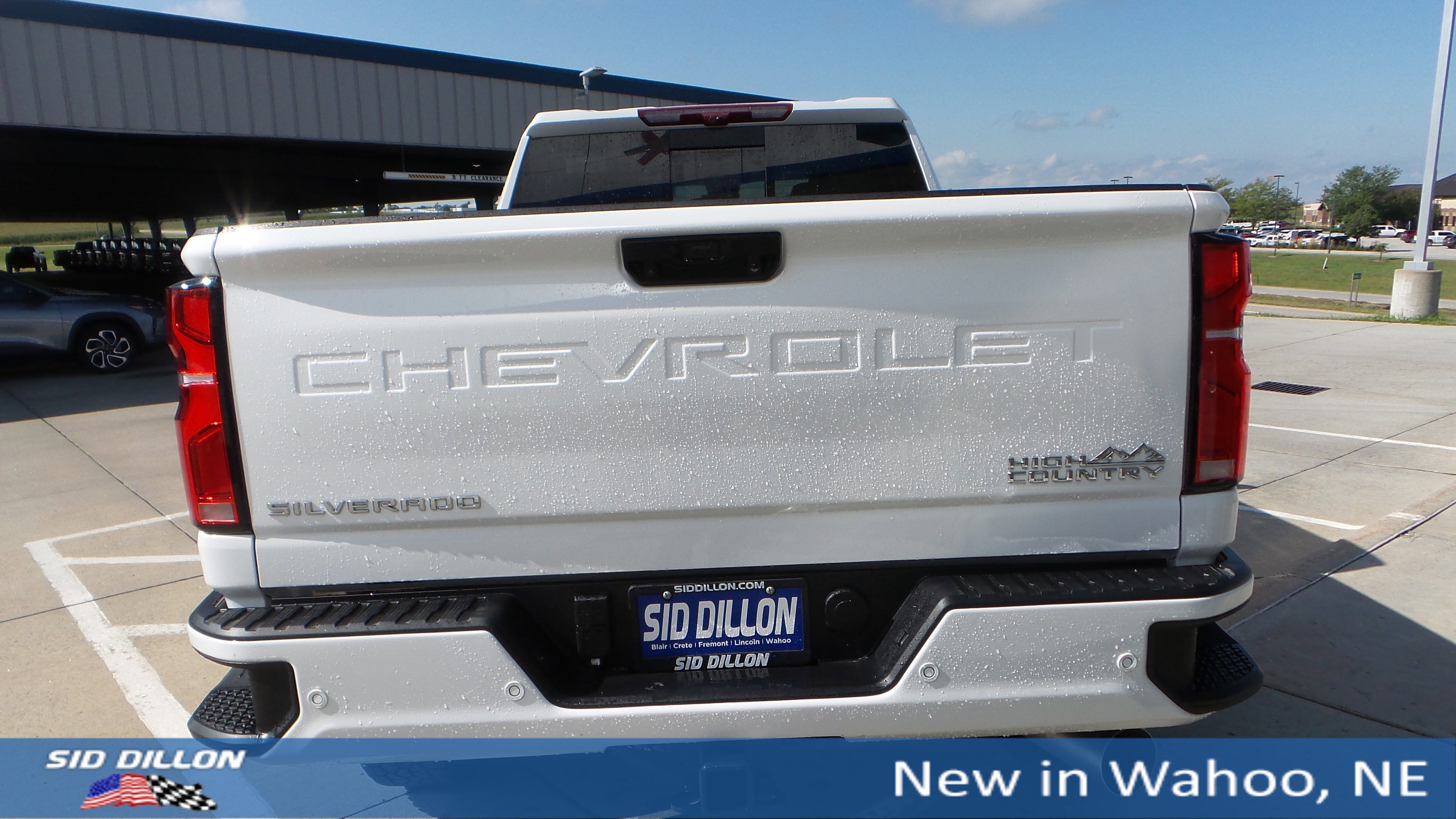 2025 Chevrolet Silverado 3500HD High Country photo 4