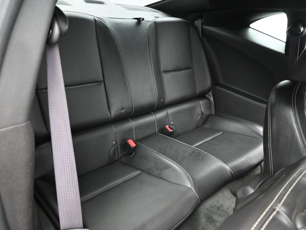 2010 Chevrolet Camaro SS photo 21