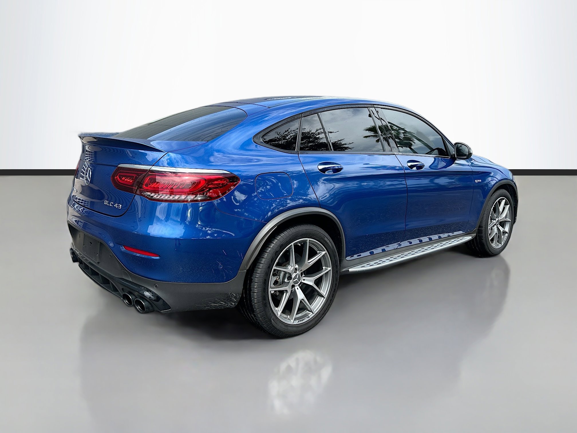 2023 Mercedes Benz GLC AMG 43 4MATIC photo 4