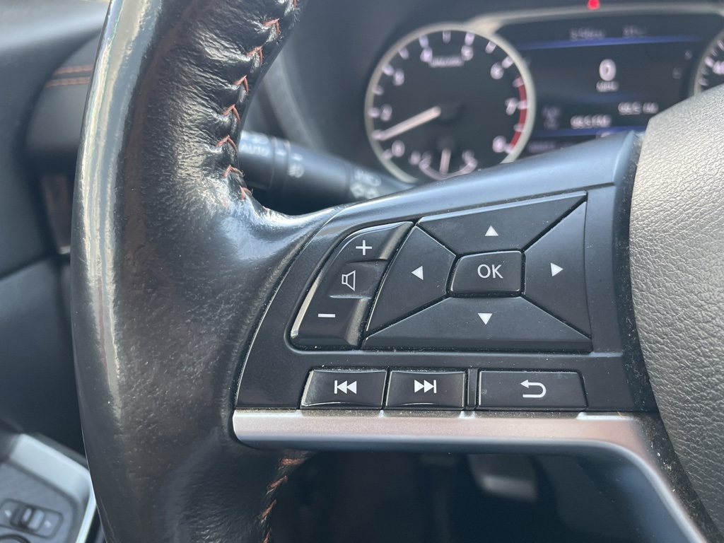 2022 Nissan Sentra SR photo 8