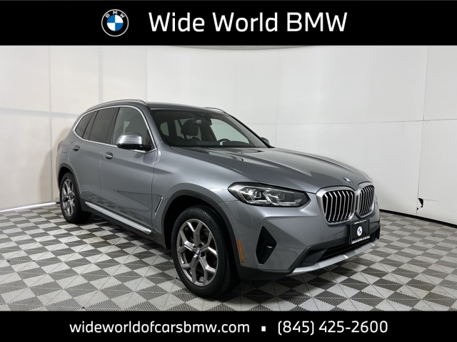 2023 BMW X3 30i's photo